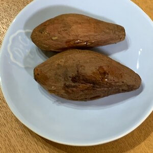 蒸し器とフライパンで♪甘い焼きいもの作り方